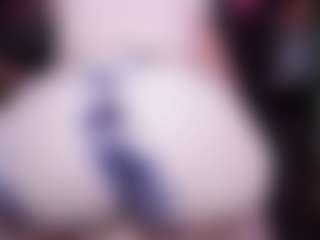 RaissaSky MILF webcam performer live streaming