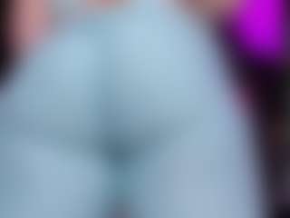 RaissaSky's Live Sex Cam Show