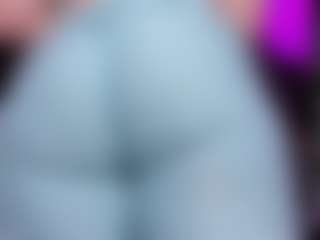 RaissaSky's Live Sex Cam Show