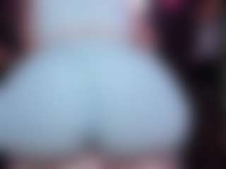 Live cam show with RaissaSky - Dildo Or Vibrator on Camsoda