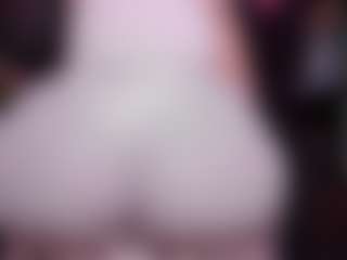 Live cam show with RaissaSky - Full Nudity on Camsoda