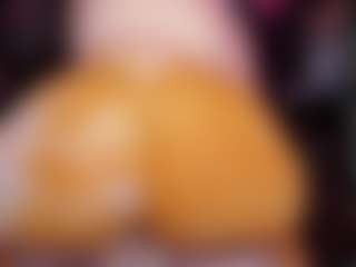 RaissaSky's Live Sex Cam Show