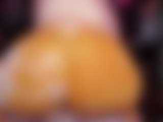 RaissaSky's Live Sex Cam Show