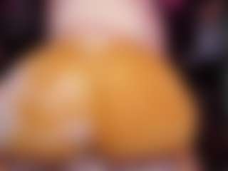 RaissaSky's Live Sex Cam Show