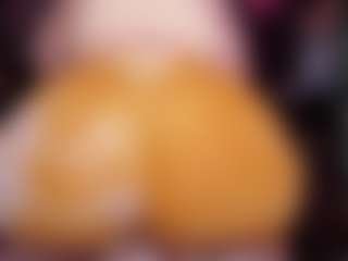 Live cam show with RaissaSky - Small Tits Toys on alttransgirls