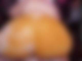 Live cam show with RaissaSky - Small Tits Mature on alttransgirls
