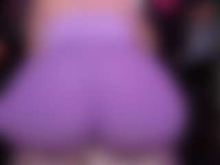 Live cam show with RaissaSky - Brown Hair on iamadamtest123.com