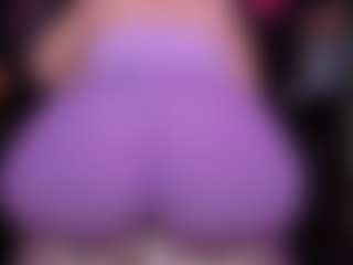 RaissaSky's Live Sex Cam Show