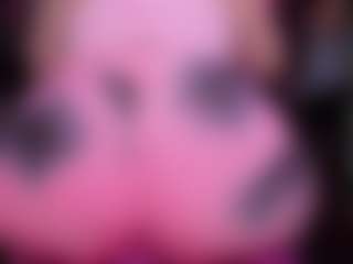 RaissaSky's Live Sex Cam Show