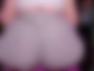 Live cam show with RaissaSky - Blowjob Mature on livesexfox.com