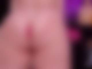 RaissaSky's Live Sex Cam Show