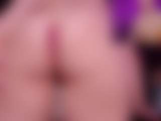 RaissaSky's Live Sex Cam Show
