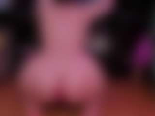 RaissaSky's Live Sex Cam Show