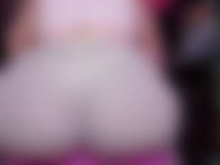 Live cam show with RaissaSky - Mature Toys on Camsoda