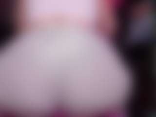 Live cam show with RaissaSky - Mature Toys on Camsoda