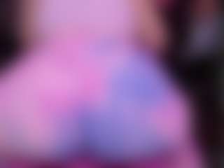 RaissaSky's Live Sex Cam Show