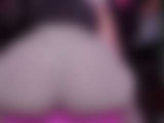 Live cam show with RaissaSky - Small Tits on Camsoda