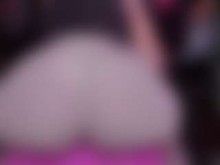 Live cam show with RaissaSky - Butt Plug on Camsoda