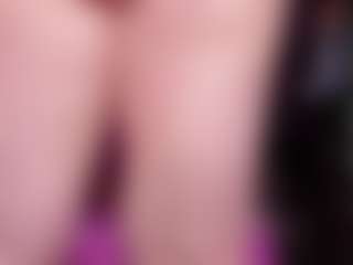RaissaSky's Live Sex Cam Show