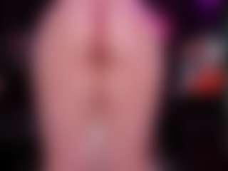 RaissaSky's Live Sex Cam Show