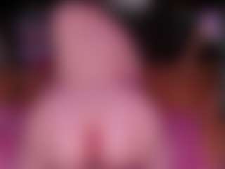 Live cam show with RaissaSky - Arab Striptease on Camsoda