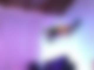 Live cam show with NanaLeon - Nipple Piercings on sexylive.show