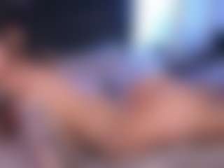 Live cam show with NanaLeon - Squirt on Cam Slut