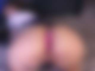 NanaLeon's Live Sex Cam Show