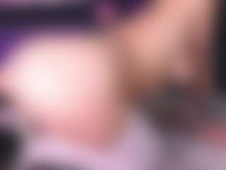 Live cam show with NanaLeon - Nipple Piercings on SxyPornLive