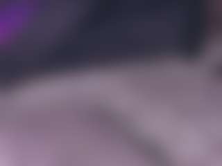 Live cam show with NanaLeon - Nipple Piercings on MyBangCams
