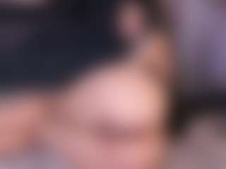 Live cam show with NanaLeon - Fingering Young Adult on live.xheat.ai