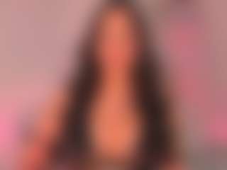 Live cam show with Pamela-White - Skinny on Nude Live Now