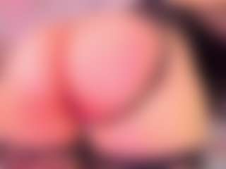 Pamela-White's Live Sex Cam Show