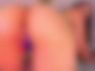 Pamela-White's Live Sex Cam Show