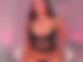 Pamela-White's Live Sex Cam Show