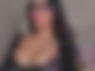 Live cam show with sophia - Glasses on Camsoda