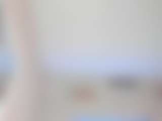 Live cam show with Tamara - Skinny on TastyBlacksLive