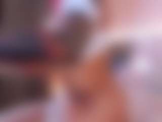 Live cam show with Vicky - Toys on crypto-cams