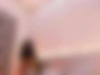Live cam show with Vicky - Big Ass on livesuperchat.net