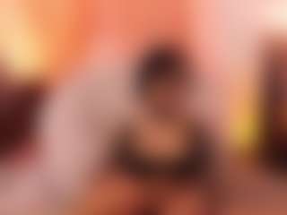 Live cam show with Vicky - Cosplay Mature on Big Tits