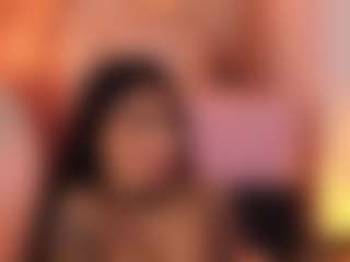 Live cam show with Vicky - Squirt Teen (18+) on StripNow