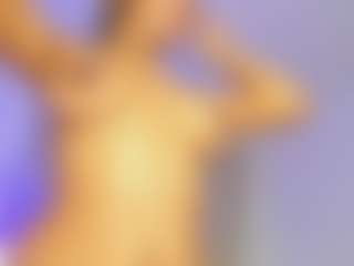 Live cam show with adeline - Oil on Livezox