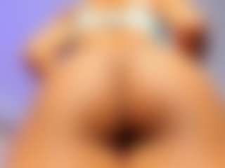 Live cam show with adeline - Erotic Dance on Camsoda