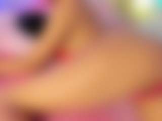 Live cam show with adeline - Glasses on Pornisteam.com