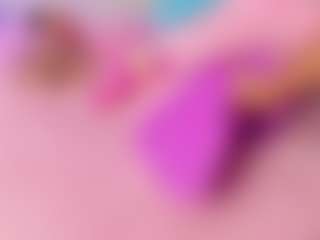 Live cam show with adeline - Ebony Teen (18+) on Camsoda | colombia