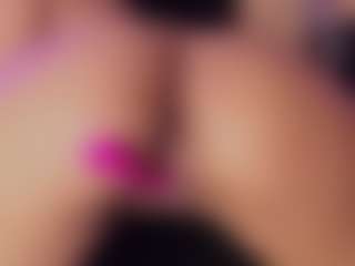 Live cam show with adeline - Brown Eyes Ebony on xxxlivecams.org