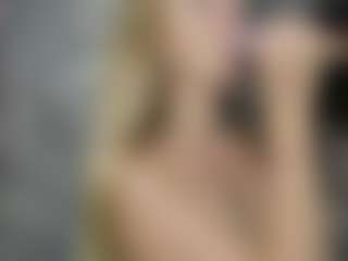 Live cam show with Ivanova - Creamy on chickslive.net