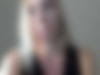 Live cam show with Ivanova - HD on Hubzter Live