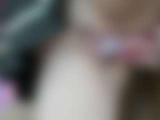 Live cam show with Ivanova - Average on chickslive.net