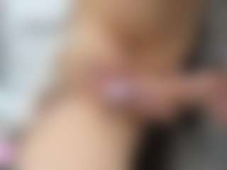 Live cam show with Ivanova - White on TeamSkeetLive | united kingdom